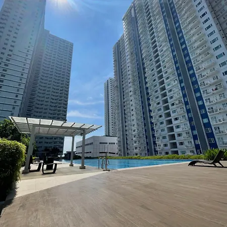 A Premium Condominium In A Prime Location Connected To Sm North Edsa Mall And Walking Distance To Solaire Resort And Casino And Trinoma Mall In Quezon City