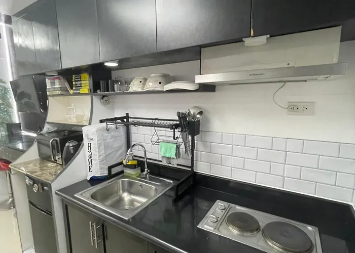 A Premium In A Prime Location Connected To Sm North Edsa Mall And Walking Distance To Solaire And Casino And Trinoma Mall In Quezon Apartment *