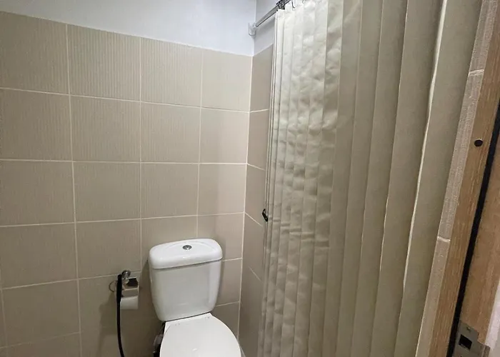 Apartment A Premium In A Prime Location Connected To Sm North Edsa Mall And Walking Distance To Solaire And Casino And Trinoma Mall In Quezon *